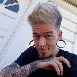 Meet your Posher, Phillip